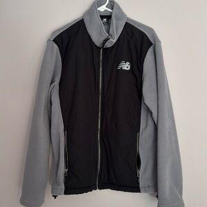 NEW BALANCE FLEECE ZIP UP SIZE MEDIUM